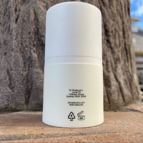 Dr. Roebuck’s true blue serum - Picture 5 of 8